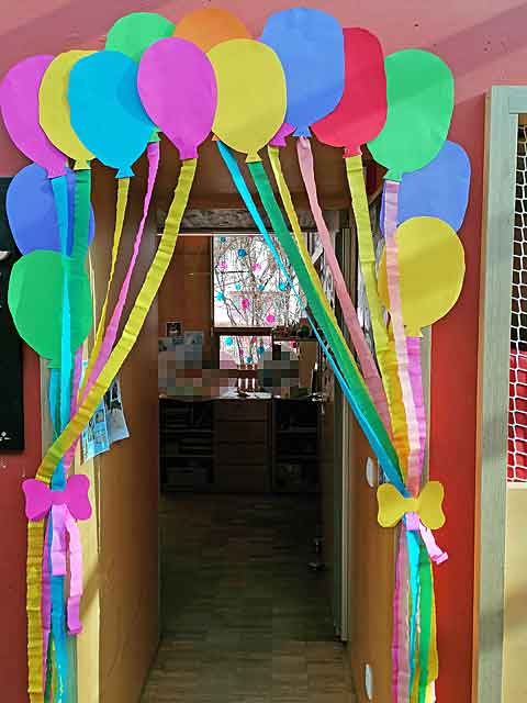 Faschingsdeko am Eingang